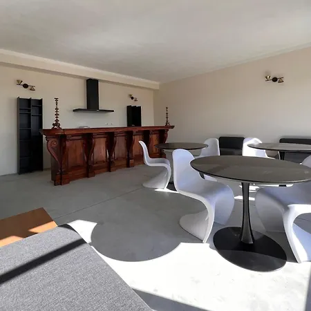 Sassinoro Great Villa *